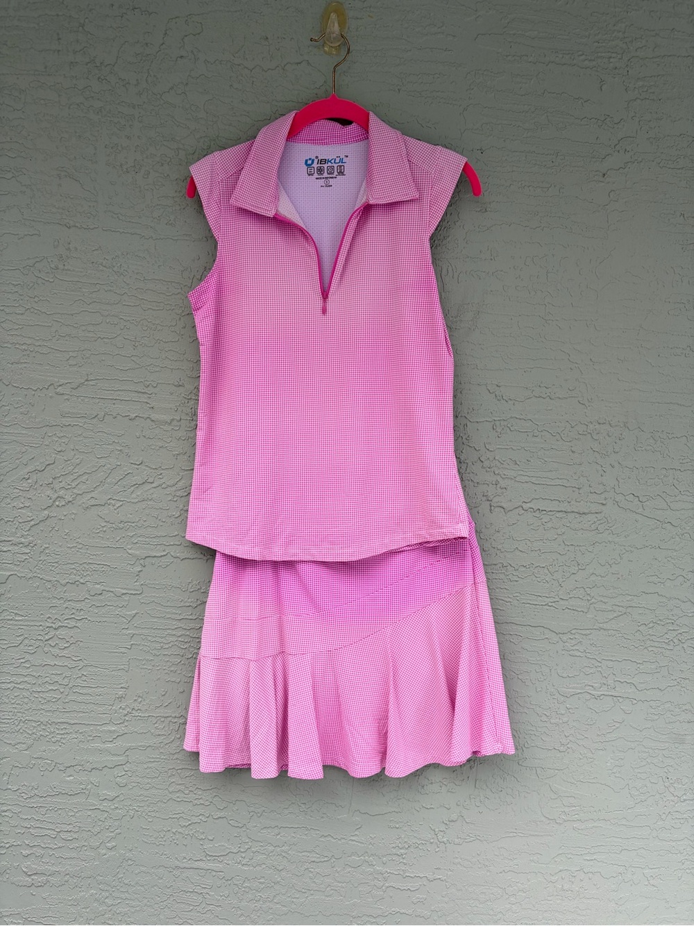 IBKUL Pink Sleeveless Zip Polo & Flared Skirt Set